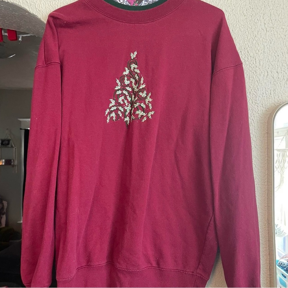 Vintage Red Grandpa Sweatshirt with Embroidered Tree Design
